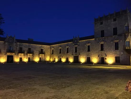 Plaza de Fefinans