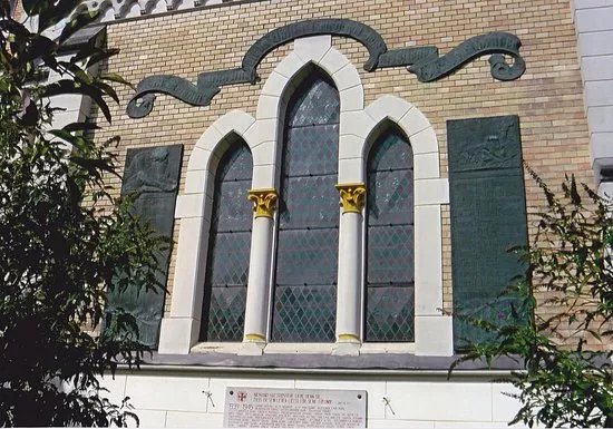 Kriegerdenkmal bei der Evangelischen Kirche