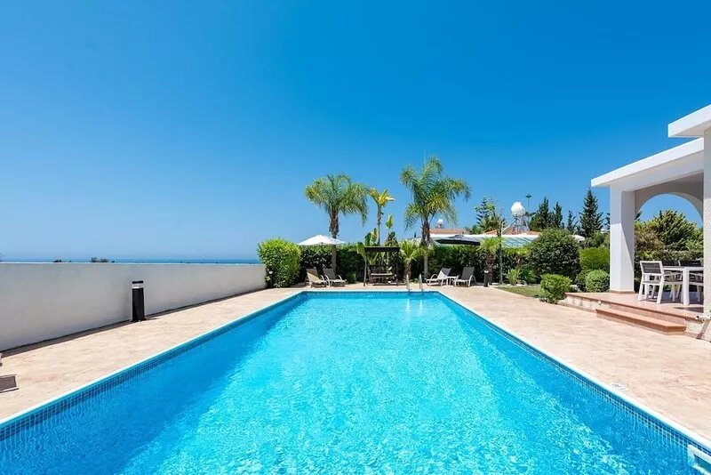 Villa Cassia by Ezoria Villas