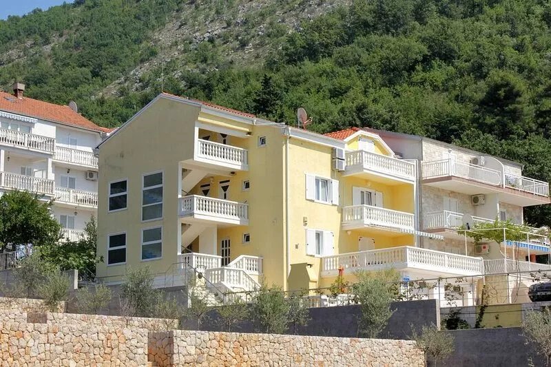 One bedroom apartment with balcony and sea view Slano, Dubrovnik (A-3183-b)
