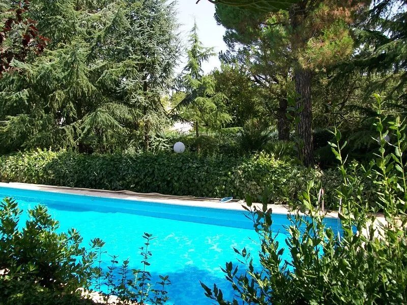 Queen's Court Trulli - Annex