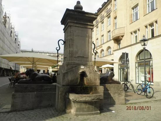 Lowenbrunnen