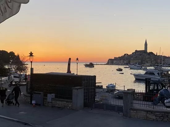 Diving Rovinj Island And Villas