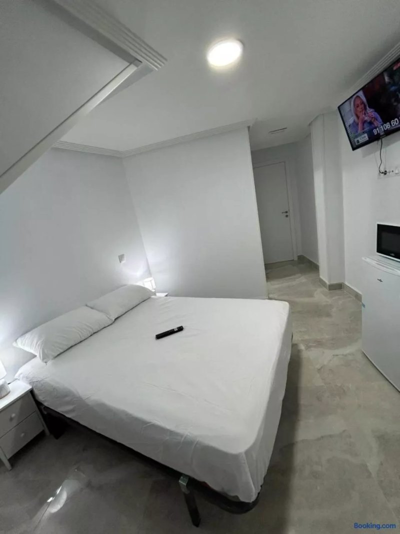 Habitaciónes Doble Con Baño Privado En El Centro De Madrid