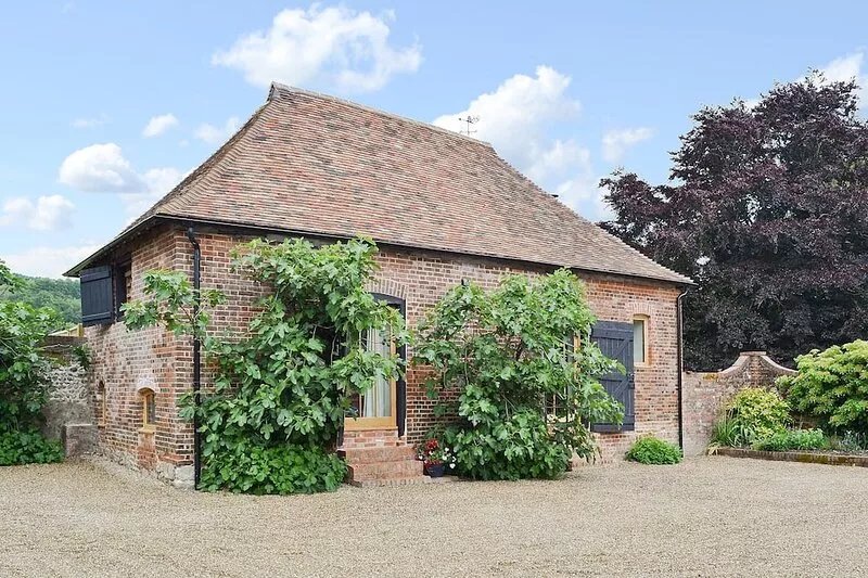 2 bedroom accommodation in East Brabourne, near Ashford