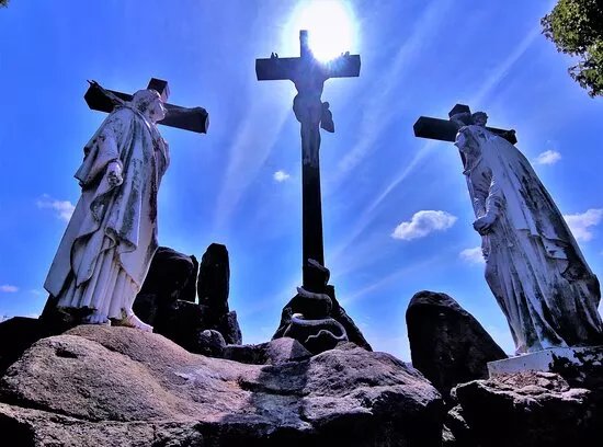 Le Grand Calvaire De La Tourlandry