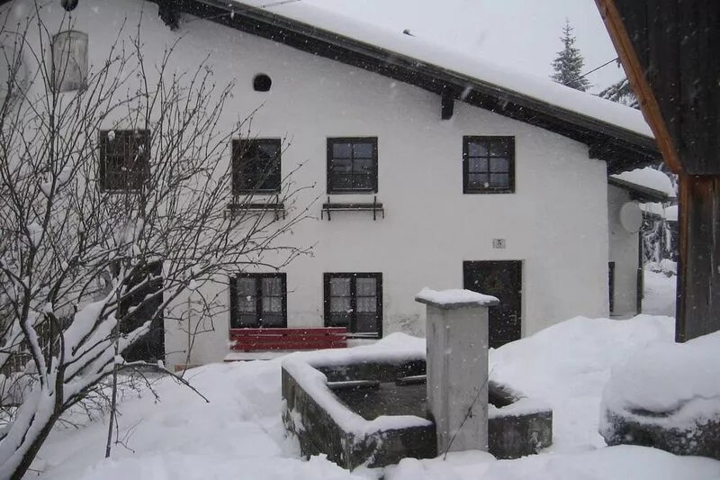 Quaint farmhouse with comfort and a typical atmosphere