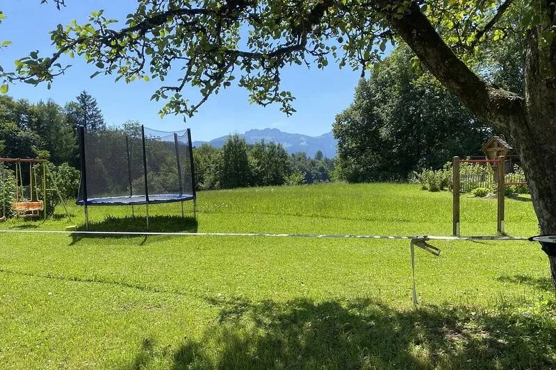 Vacation in the countryside with mountain views and close to the Chiemsee