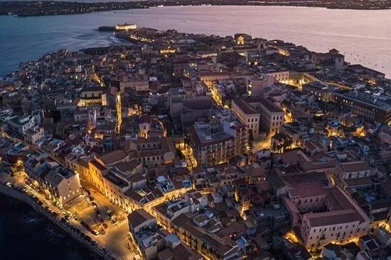 Siracusa Travel & Living