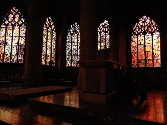 Basilique Notre-Dame-d'Esperance