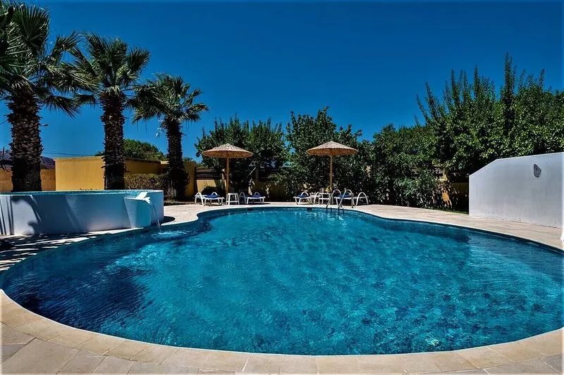 XENOS VILLA 2 -  LUXURY VILLA WITH PRIVATE SWIMMING POOL, NEAR THE SEA