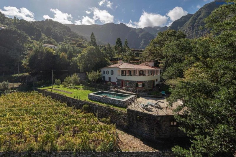Casas do Lanco by An Island Apart