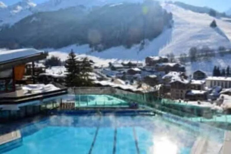 Spacious apartment for 9 La Clusaz, 200m to slope