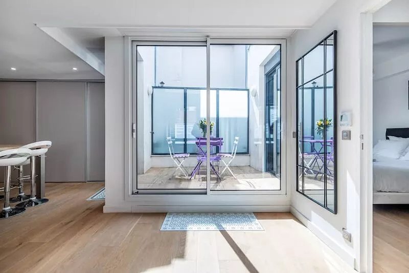 Modern 2-bed Apartment Steps to La Croisette!