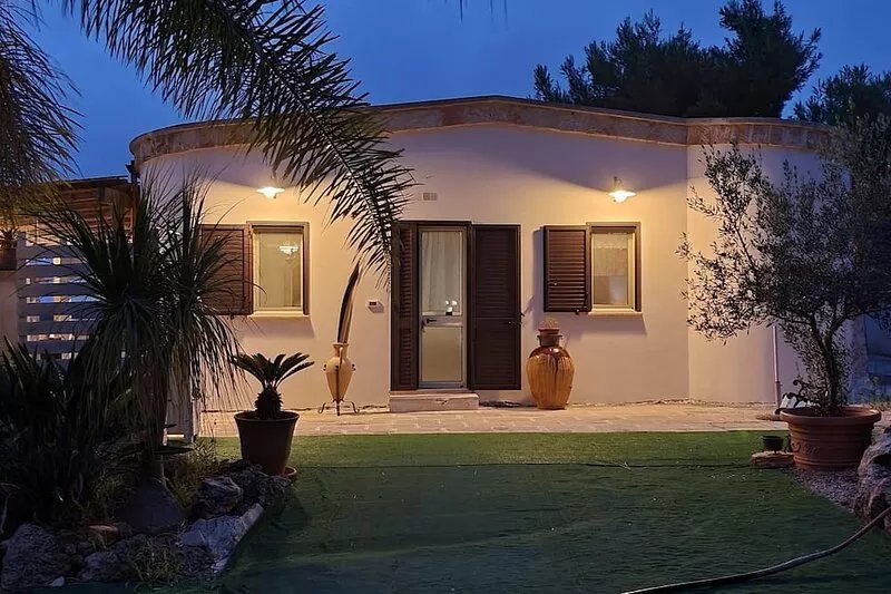 Villa in Marina di Pescoluse Salento Torrevado beach maldive Salve. NO POOL