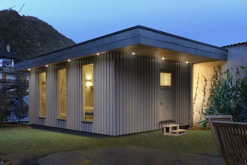 Luxury vacation home with sauna and garden. All bedrooms with their own new