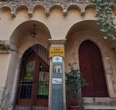 Domus Gotica di Piazza Cancelli