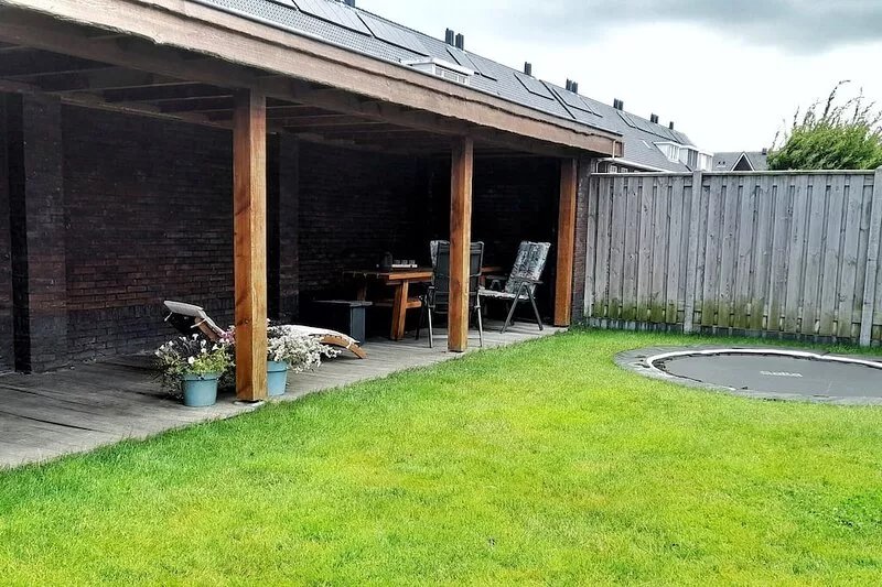 Family Holiday Home in Limmen near sea