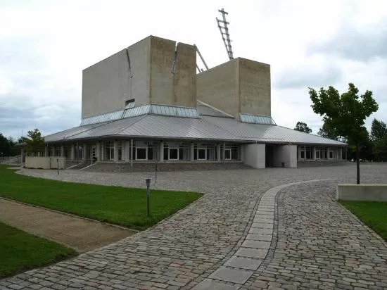 Fonnesbaek Church