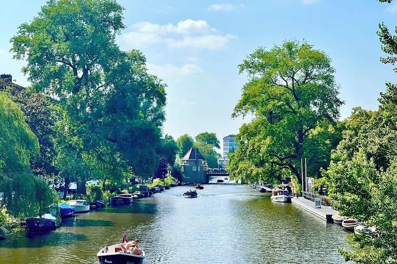 A peaceful haven in the bustling city of Amsterdam