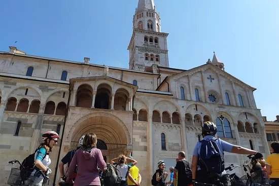 eGOeBIKE  Bike Rental&Tour