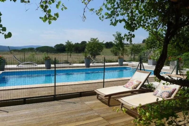 PROMOTION summer: from 13/07 to 20/07 and 17/08 to 24/08 945 euros instead