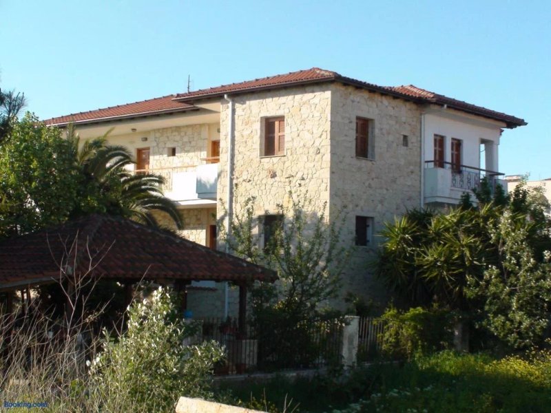 Venia Apartments