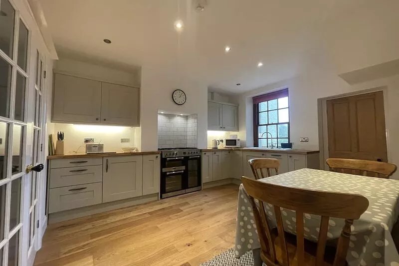 Fell View - sleeps 4 guests  in 2 bedrooms