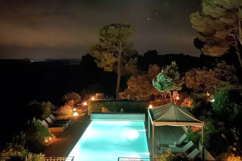 Stunning Villa with 2 bedroom studio, heated pool, new deck & incredible views