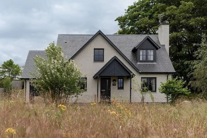 Balnagowan Cottage - family friendly cottage
