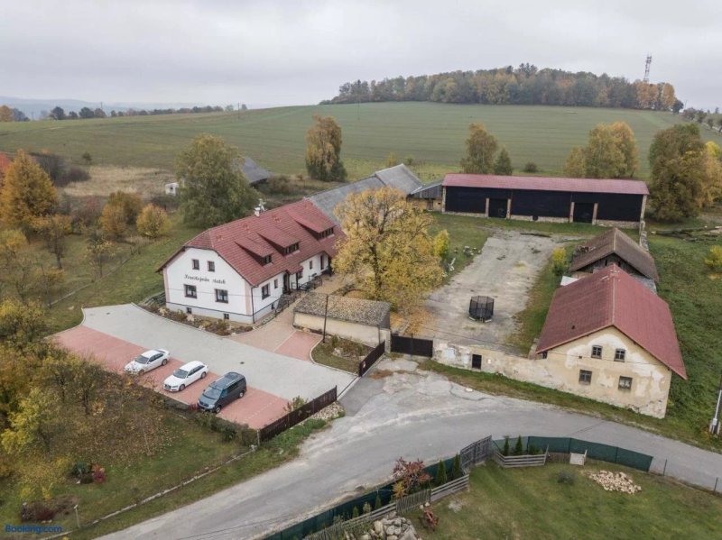 Pernstejnuv statek