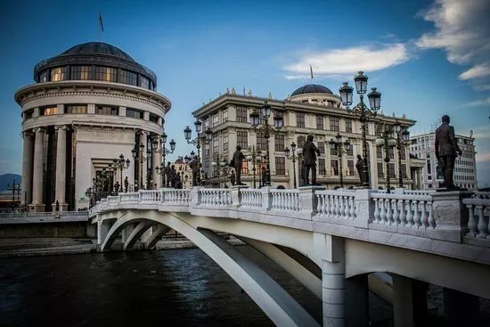 Skopje Art Bridge