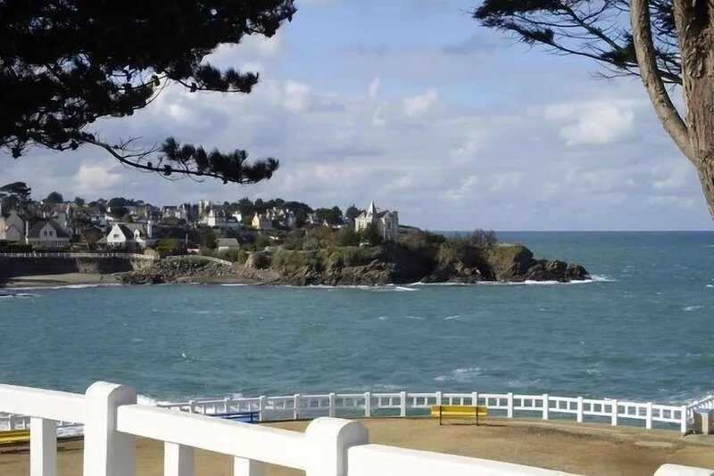 Apartment sea view, St Quay Portrieux