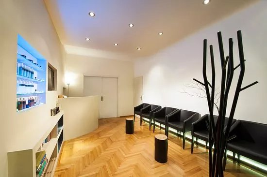 Dimitra Goula Boutique Institute