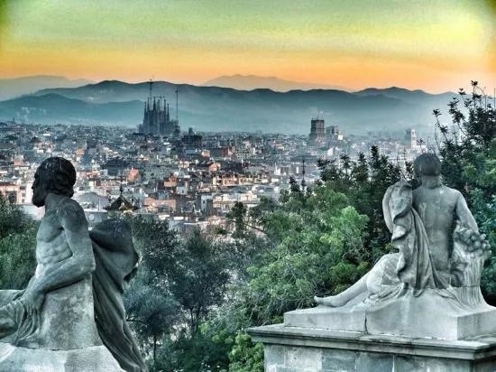 Barcelona Dragon Tours