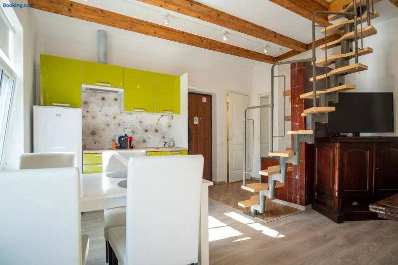 Contact Free Apartments With Free Parking by Dream Stay