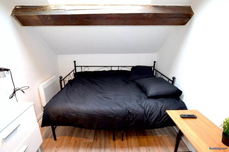Chambre Tout Confort Avec Netflix