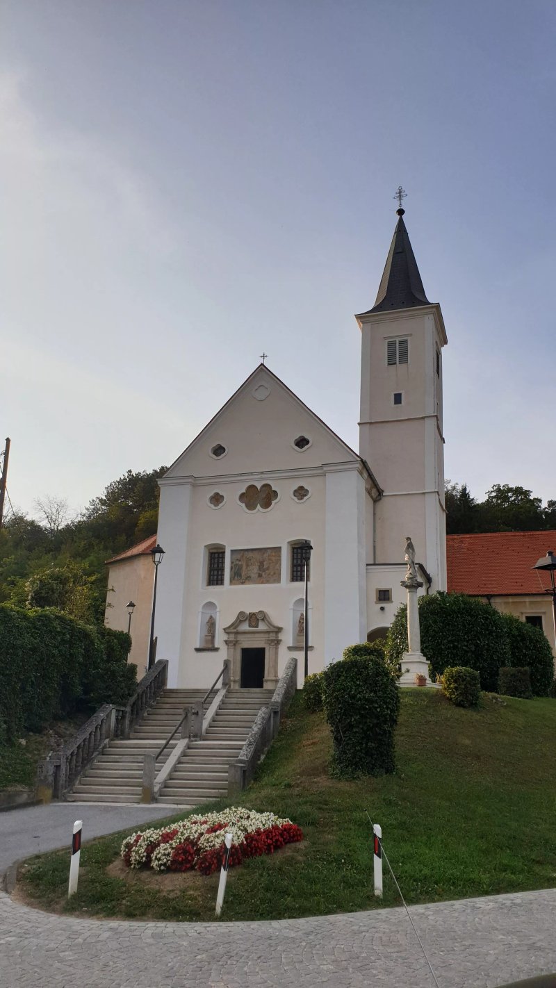 Franjevacki samostan i crkva sv. Katarine