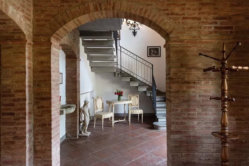 Villa Colombaio, Country-house In Wine Estate 5km from Siena