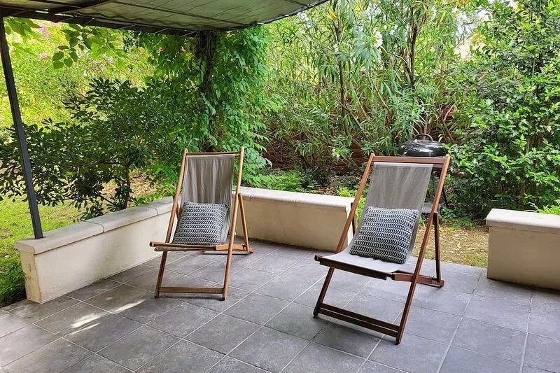 Close to the Via Venaissia, a haven of peace for nature lovers.