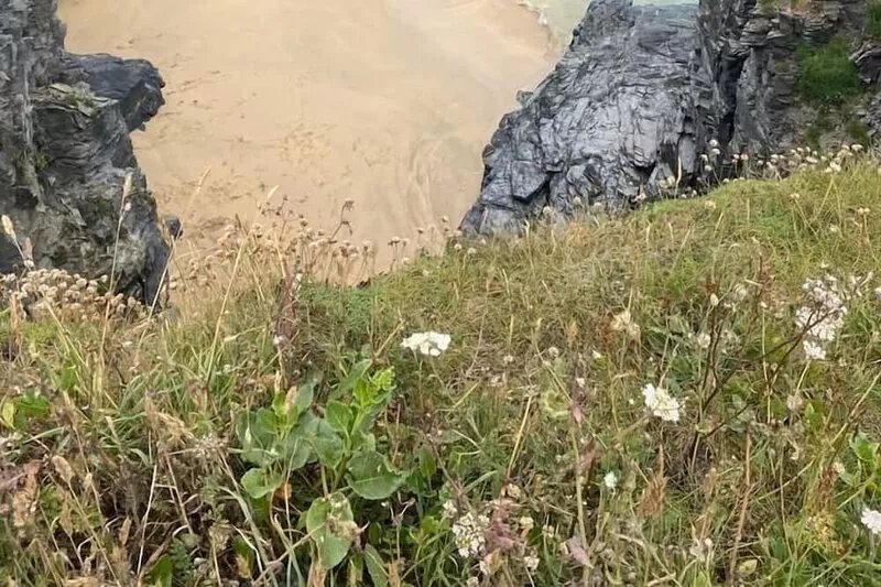 7 minute walk to Constantine Bay beach and Trevose Golf Club