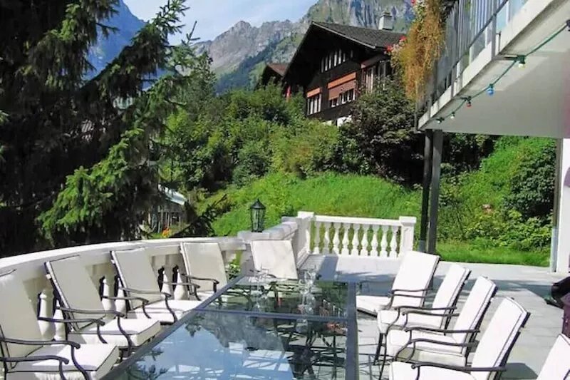 Engelberg/Titlis , large classic villa , ski chalet.