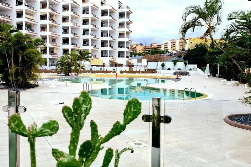 Luxury San Marino apartments & pool view