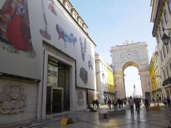 Cultour - Guiding Architects Porto/Lisbon