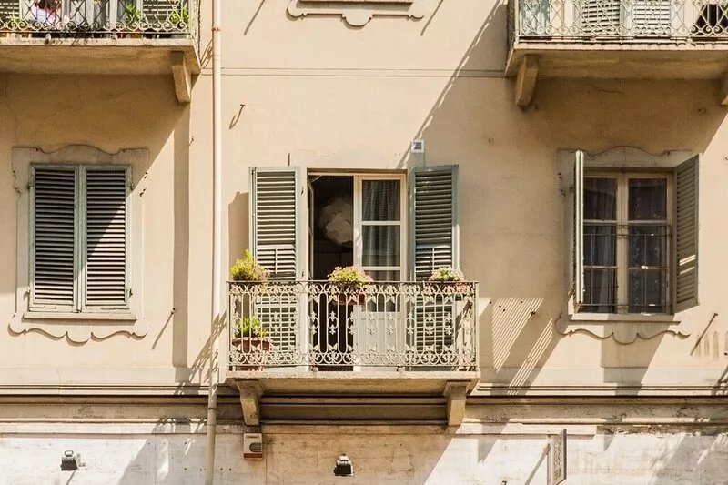 Apartment/ flat -  city center - private parking included