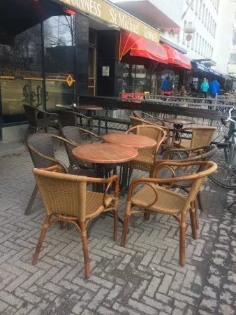 Irlantilainen Pub St Michael