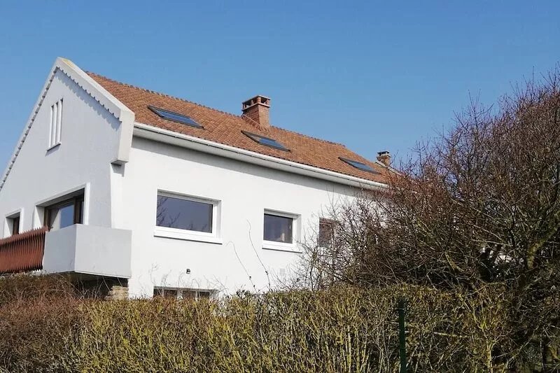 Bright, comfortable villa in Ambleteuse with enclosed garden 500m from the beach