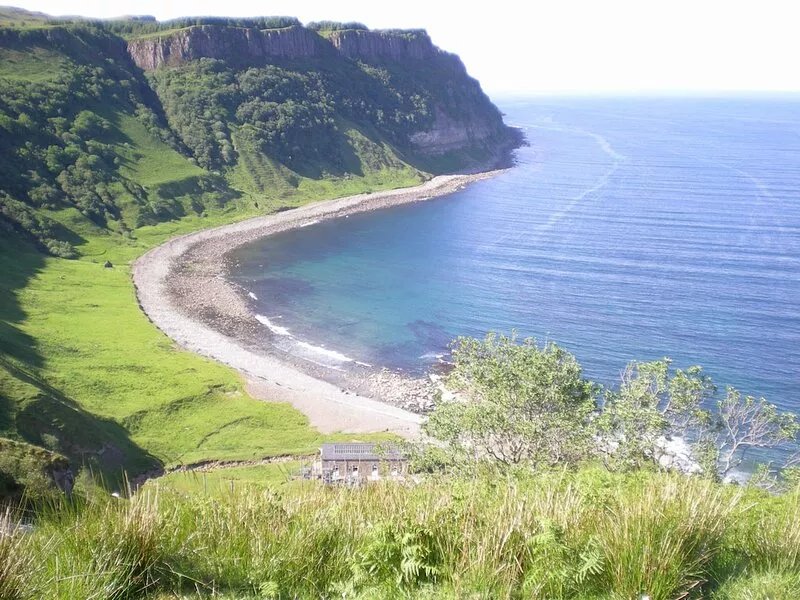 Self Catering Accommodation, Portree,  Isle of Skye Panoramic Views of Cuillins