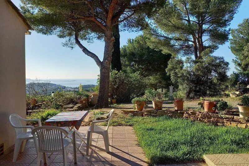 Holiday house on the heights of Bandol (Var)