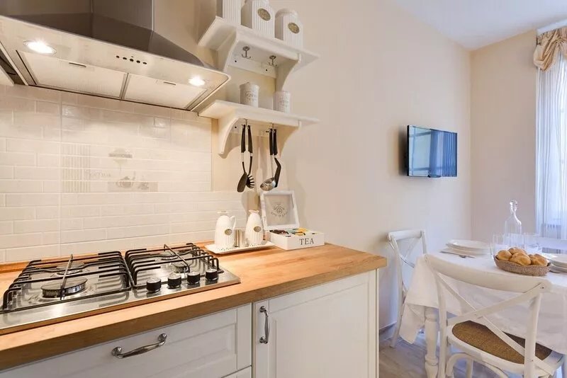 A delightful apartment in Florence by Mmega